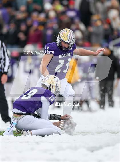 Thumbnail 3 in Kearney vs. Lutheran North (MSHSAA Class 4 Semifinal) photogallery.