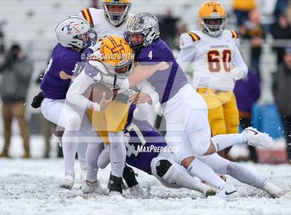 Thumbnail 1 in Kearney vs. Lutheran North (MSHSAA Class 4 Semifinal) photogallery.