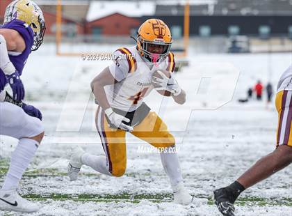 Thumbnail 2 in Kearney vs. Lutheran North (MSHSAA Class 4 Semifinal) photogallery.