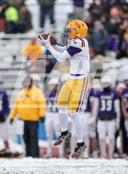 Thumbnail 1 in Kearney vs. Lutheran North (MSHSAA Class 4 Semifinal) photogallery.