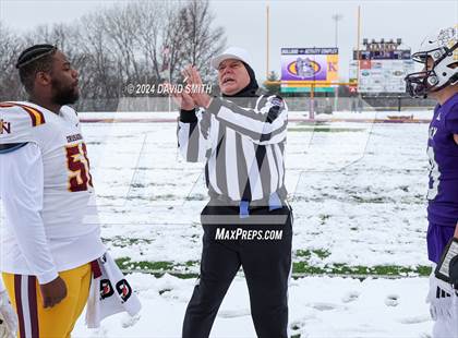 Thumbnail 2 in Kearney vs. Lutheran North (MSHSAA Class 4 Semifinal) photogallery.
