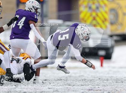 Thumbnail 1 in Kearney vs. Lutheran North (MSHSAA Class 4 Semifinal) photogallery.