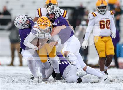 Thumbnail 2 in Kearney vs. Lutheran North (MSHSAA Class 4 Semifinal) photogallery.