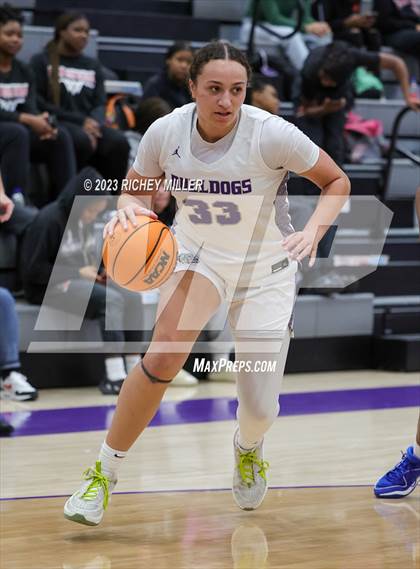 Thumbnail 3 in North Little Rock vs. Fayetteville photogallery.