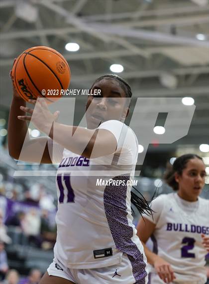Thumbnail 3 in North Little Rock vs. Fayetteville photogallery.