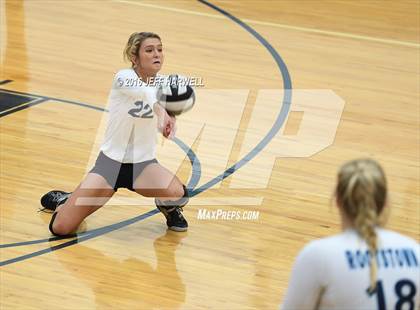 Thumbnail 2 in Garfield @ Rootstown photogallery.