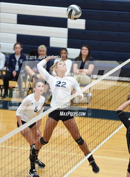 Thumbnail 2 in Garfield @ Rootstown photogallery.