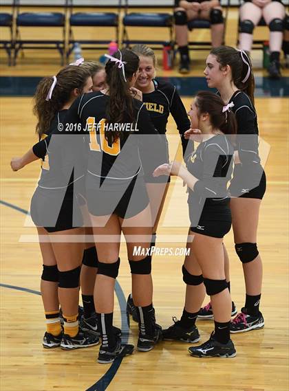 Thumbnail 1 in Garfield @ Rootstown photogallery.