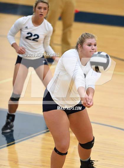 Thumbnail 3 in Garfield @ Rootstown photogallery.