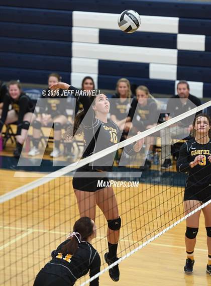 Thumbnail 2 in Garfield @ Rootstown photogallery.