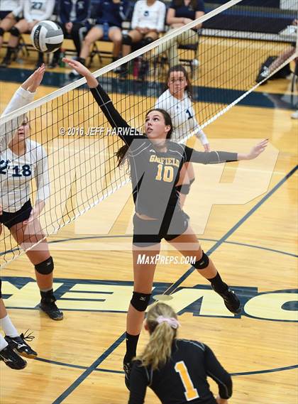 Thumbnail 1 in Garfield @ Rootstown photogallery.