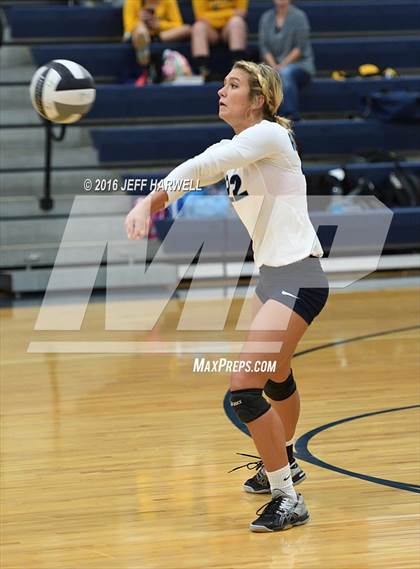 Thumbnail 2 in Garfield @ Rootstown photogallery.
