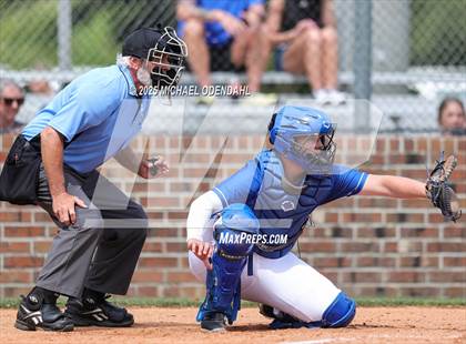 Thumbnail 2 in Doyle vs. Red River photogallery.