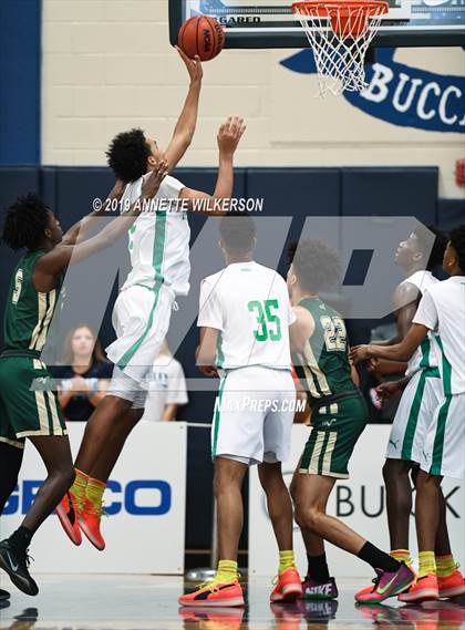 Thumbnail 3 in Tampa Catholic vs. The Villages Charter (ARS/Rescue Rooter National Hoopfest) photogallery.