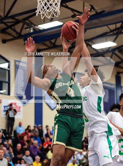 Thumbnail 2 in Tampa Catholic vs. The Villages Charter (ARS/Rescue Rooter National Hoopfest) photogallery.
