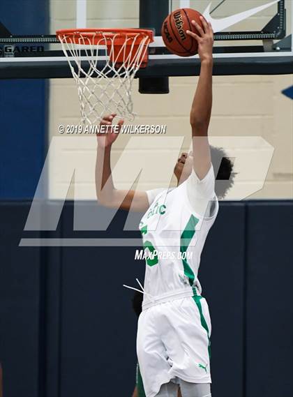 Thumbnail 1 in Tampa Catholic vs. The Villages Charter (ARS/Rescue Rooter National Hoopfest) photogallery.