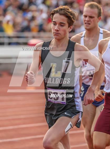 Thumbnail 2 in IHSAA Boys State Track Finals photogallery.