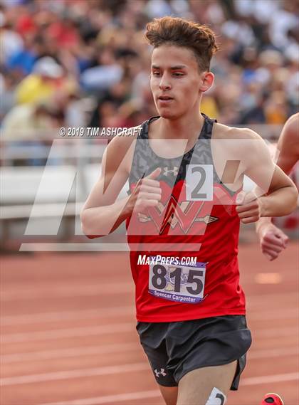 Thumbnail 1 in IHSAA Boys State Track Finals photogallery.