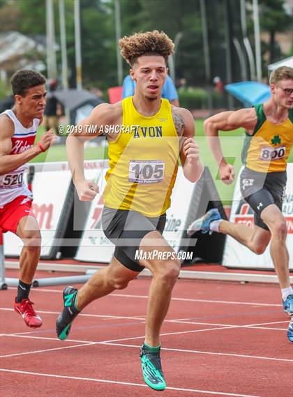 Thumbnail 1 in IHSAA Boys State Track Finals photogallery.