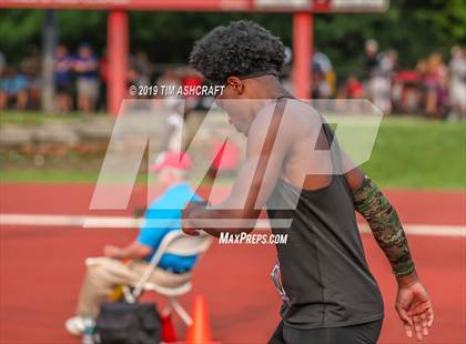 Thumbnail 1 in IHSAA Boys State Track Finals photogallery.