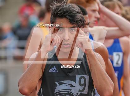 Thumbnail 1 in IHSAA Boys State Track Finals photogallery.