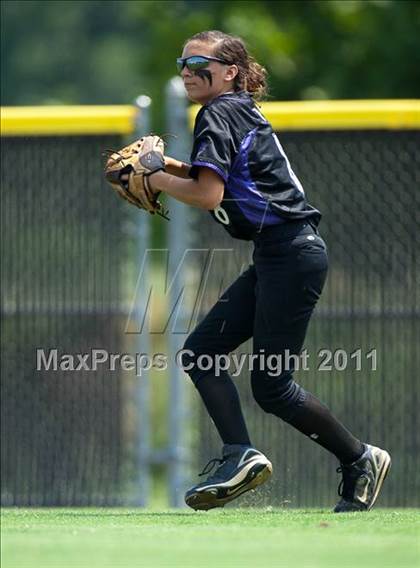 Thumbnail 1 in Battlefield vs. Lee-Davis (VHSL AAA Final) photogallery.