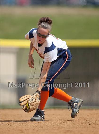 Thumbnail 1 in Battlefield vs. Lee-Davis (VHSL AAA Final) photogallery.