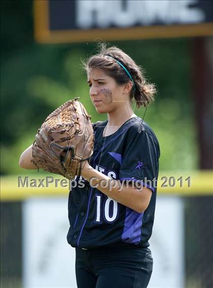 Thumbnail 1 in Battlefield vs. Lee-Davis (VHSL AAA Final) photogallery.