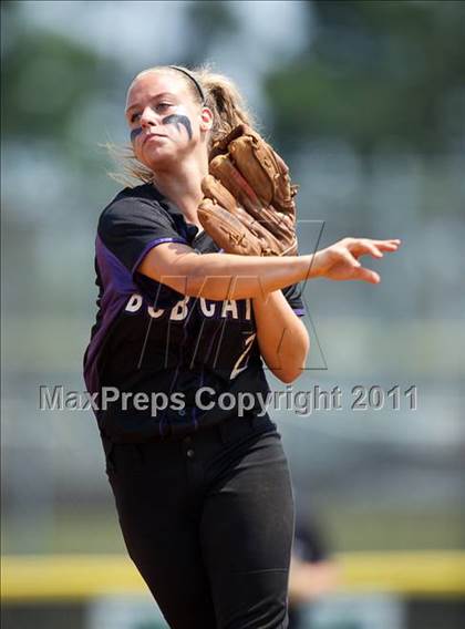 Thumbnail 1 in Battlefield vs. Lee-Davis (VHSL AAA Final) photogallery.