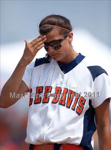 Thumbnail 3 in Battlefield vs. Lee-Davis (VHSL AAA Final) photogallery.