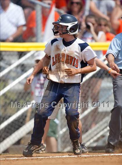 Thumbnail 1 in Battlefield vs. Lee-Davis (VHSL AAA Final) photogallery.