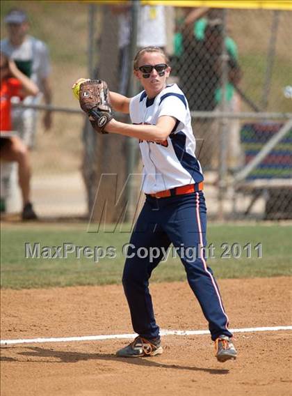 Thumbnail 1 in Battlefield vs. Lee-Davis (VHSL AAA Final) photogallery.