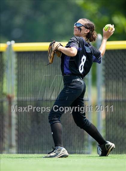 Thumbnail 2 in Battlefield vs. Lee-Davis (VHSL AAA Final) photogallery.
