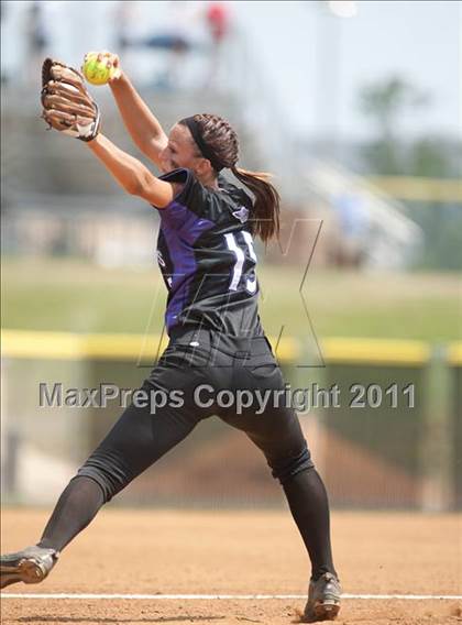 Thumbnail 3 in Battlefield vs. Lee-Davis (VHSL AAA Final) photogallery.