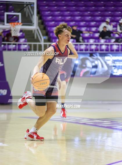 Thumbnail 3 in American Leadership Academy vs. Manti (UHSAA 3A Quarterfinal) photogallery.