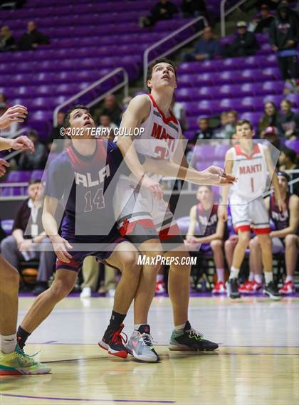 Thumbnail 3 in American Leadership Academy vs. Manti (UHSAA 3A Quarterfinal) photogallery.