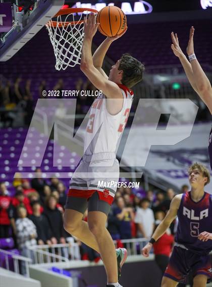 Thumbnail 2 in American Leadership Academy vs. Manti (UHSAA 3A Quarterfinal) photogallery.