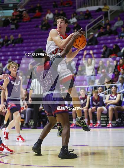 Thumbnail 2 in American Leadership Academy vs. Manti (UHSAA 3A Quarterfinal) photogallery.