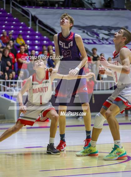 Thumbnail 3 in American Leadership Academy vs. Manti (UHSAA 3A Quarterfinal) photogallery.