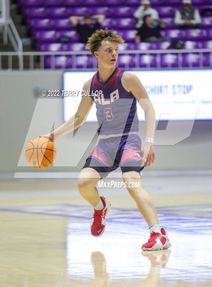 Thumbnail 2 in American Leadership Academy vs. Manti (UHSAA 3A Quarterfinal) photogallery.