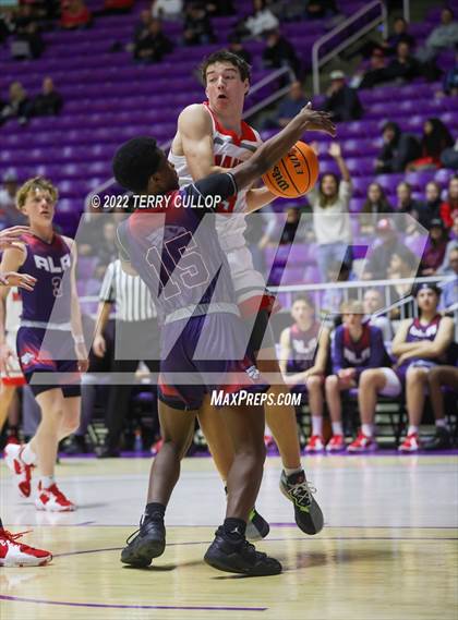 Thumbnail 3 in American Leadership Academy vs. Manti (UHSAA 3A Quarterfinal) photogallery.