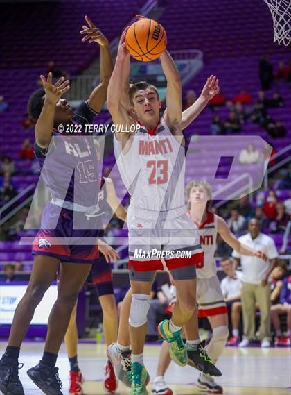 Thumbnail 1 in American Leadership Academy vs. Manti (UHSAA 3A Quarterfinal) photogallery.
