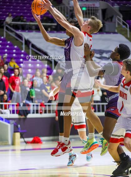 Thumbnail 2 in American Leadership Academy vs. Manti (UHSAA 3A Quarterfinal) photogallery.