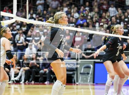 Thumbnail 2 in Highland Park @ A&M Consolidated (UIL 5A D1 Volleyball Final) photogallery.