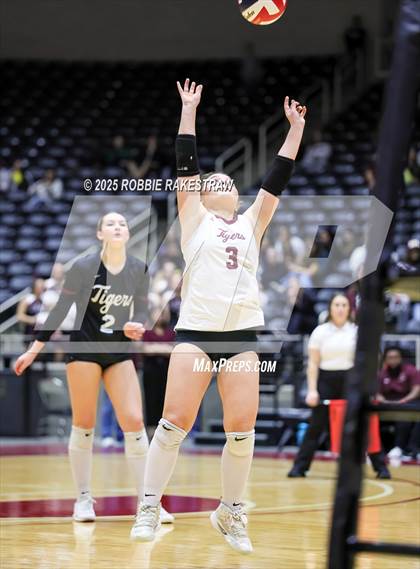 Thumbnail 3 in Highland Park @ A&M Consolidated (UIL 5A D1 Volleyball Final) photogallery.