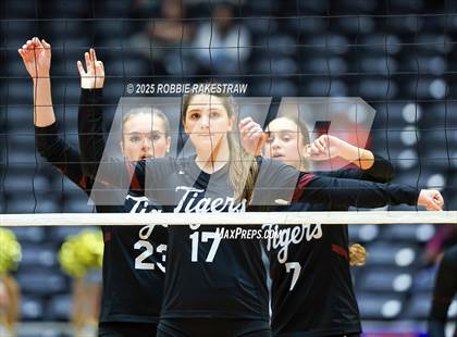 Thumbnail 3 in Highland Park @ A&M Consolidated (UIL 5A D1 Volleyball Final) photogallery.