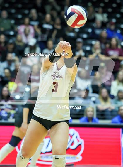 Thumbnail 1 in Highland Park @ A&M Consolidated (UIL 5A D1 Volleyball Final) photogallery.