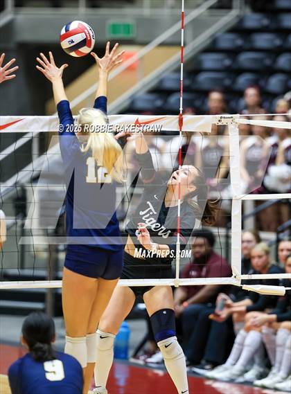 Thumbnail 3 in Highland Park @ A&M Consolidated (UIL 5A D1 Volleyball Final) photogallery.