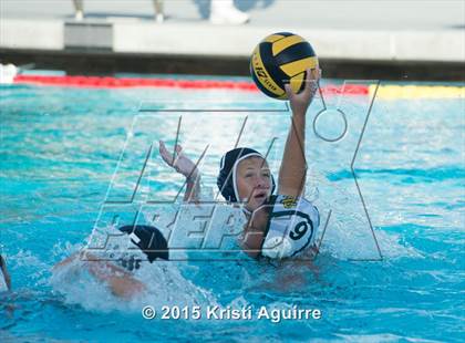 Thumbnail 3 in Notre Dame vs. Paloma Valley photogallery.