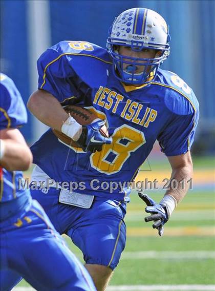 Thumbnail 2 in East Islip @ West Islip photogallery.